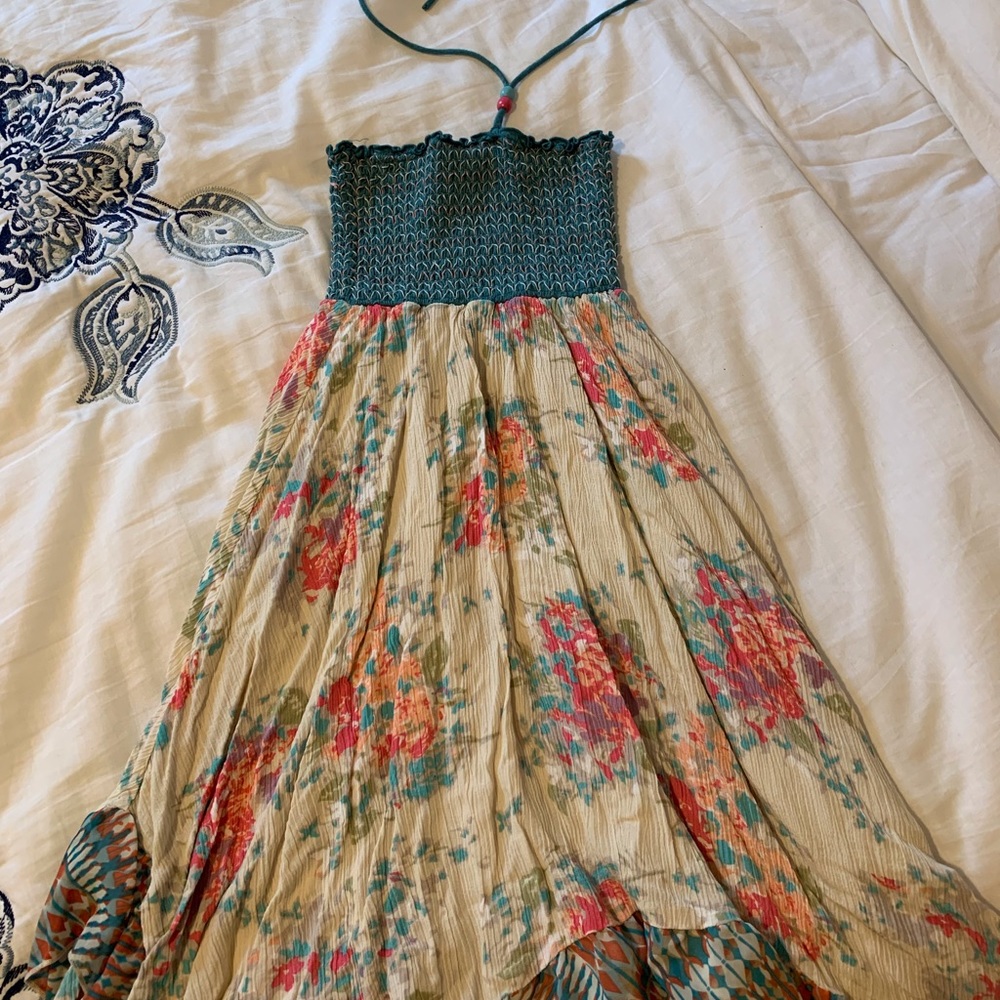 Dress. Ido not know the brand